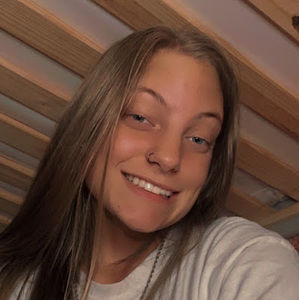 Meet your Posher, Lani